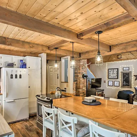 Mountain Chalet With Hot Tub By Cle Elum Lake!